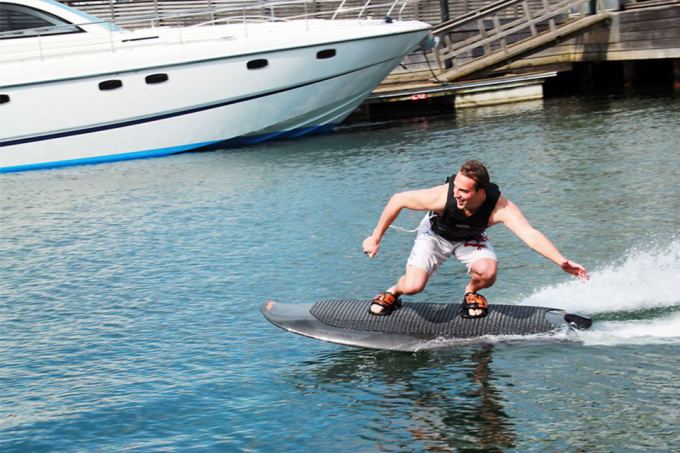 Radinn : le wakeboard électrique